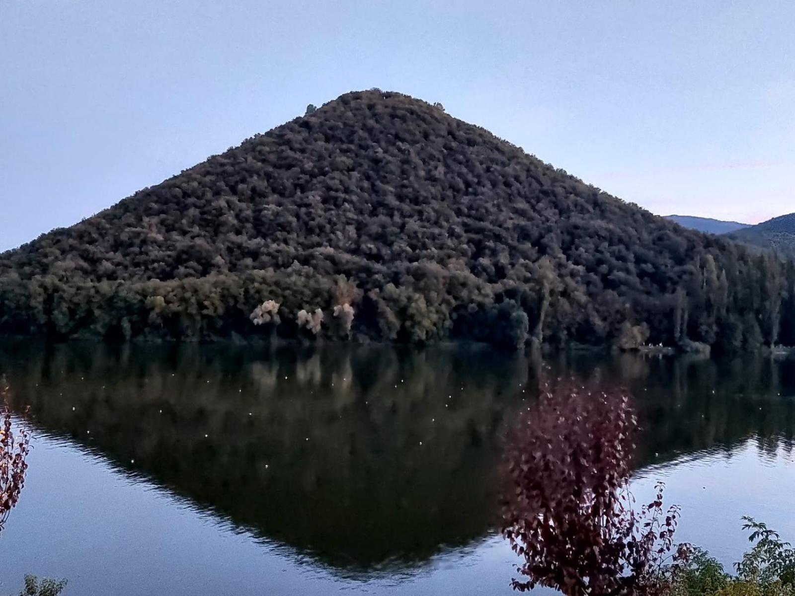 Le Finestre Sul Lago Пьедилуко Экстерьер фото